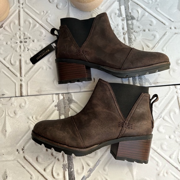 Sorel Women's Cate Chelsea Boot
Casual Waterproof Blackened
Brown size 6 new - Picture 14 of 16